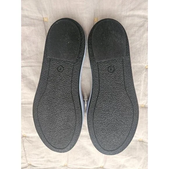 Golo Trieste Suede Slide in Celeste Blue with Gold Chain Link Accent Size 7